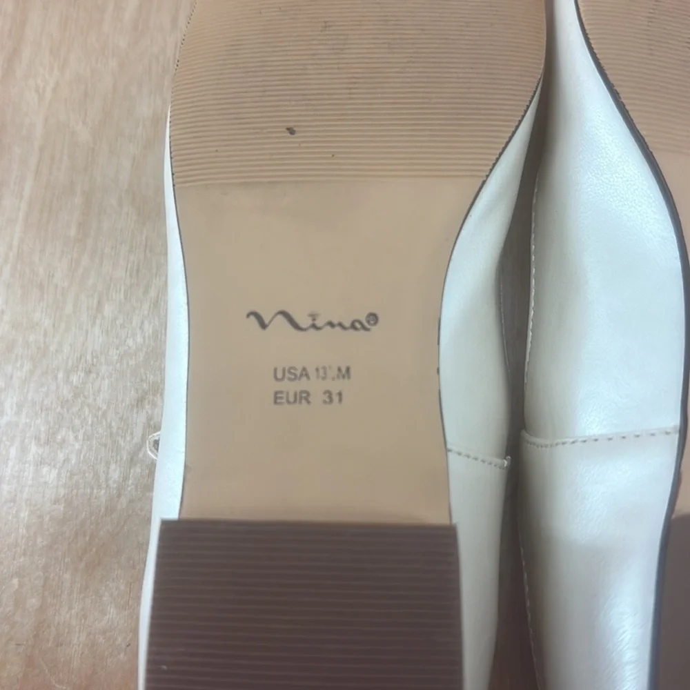Girls preloved Nina Pageant shoes off‎ white shimmer tint size 13.5